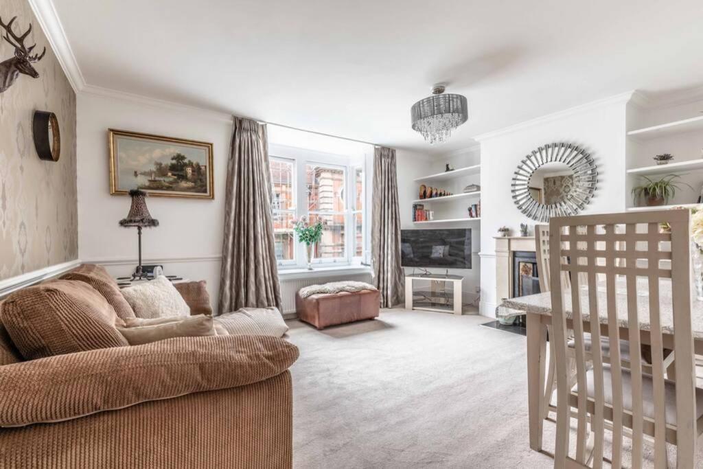 Windsor Town Centre Victorian Townhouse Sleeps 6 Villa Kültér fotó