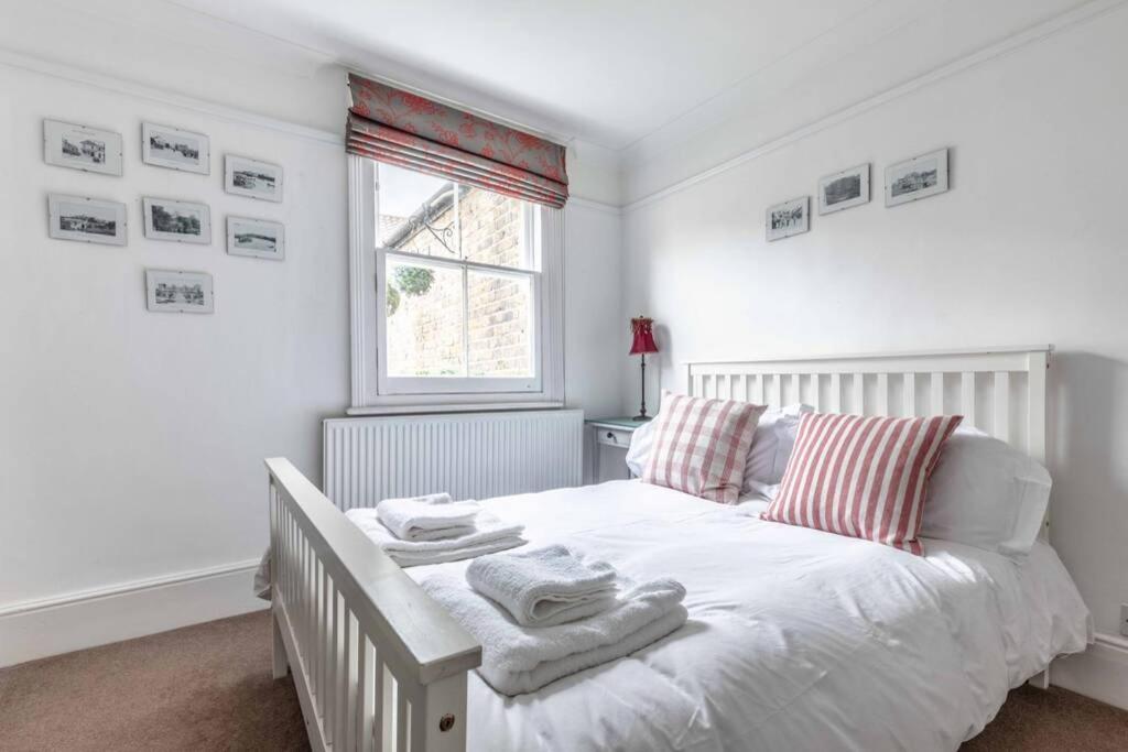 Windsor Town Centre Victorian Townhouse Sleeps 6 Villa Kültér fotó