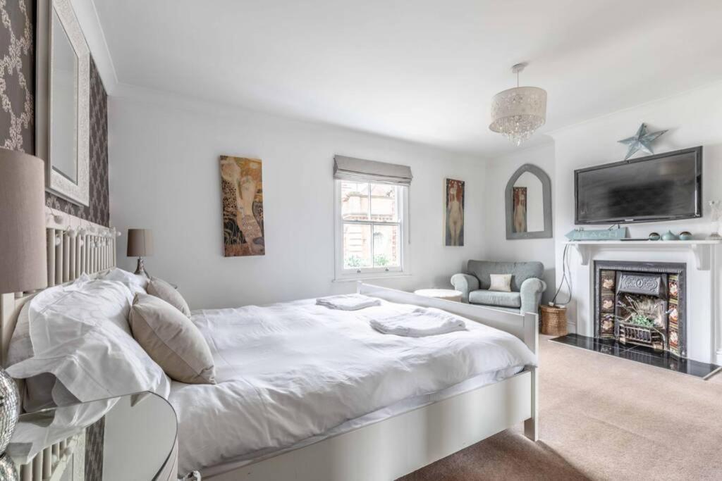 Windsor Town Centre Victorian Townhouse Sleeps 6 Villa Kültér fotó
